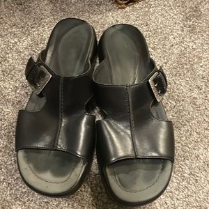Dansko black leather sandals 41/10